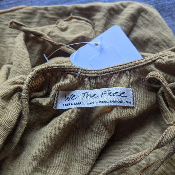 FP WE THE FREE Sundae Long Sleeve Low Back Tee Top Olive Bitters - Picture 4 of 5